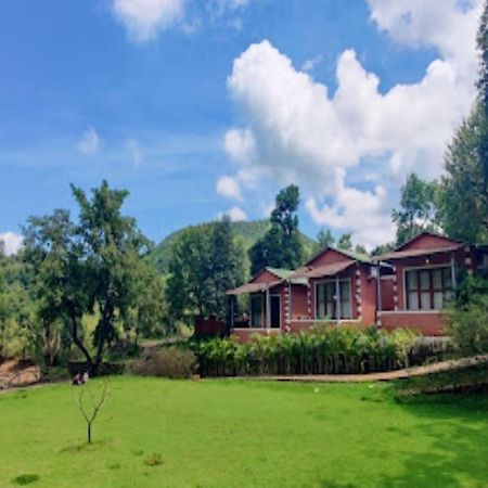 Hotel River Orchid Resort Satara Luaran gambar