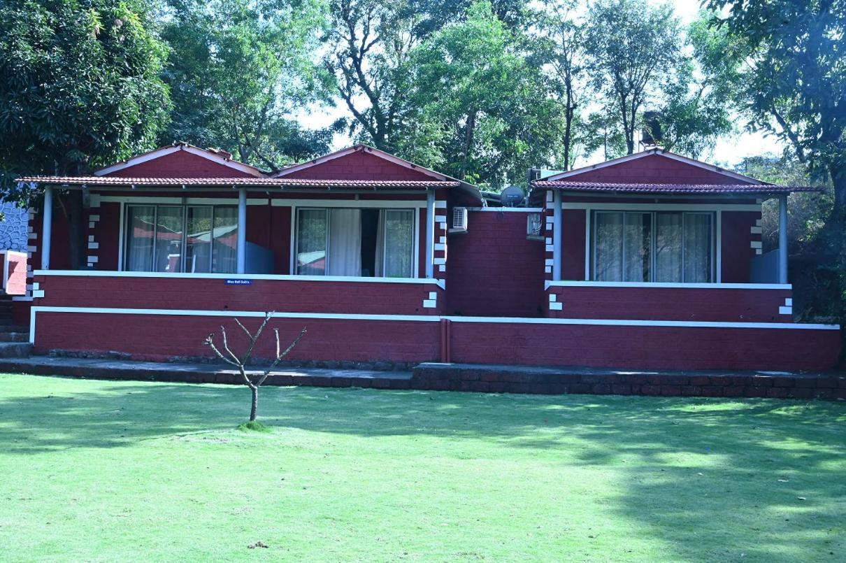 Hotel River Orchid Resort Satara Luaran gambar