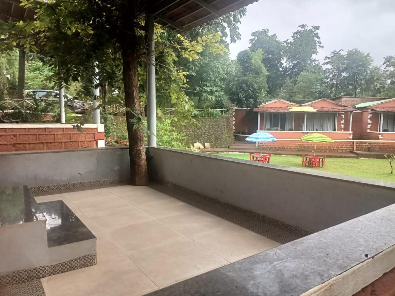 Hotel River Orchid Resort Satara Luaran gambar
